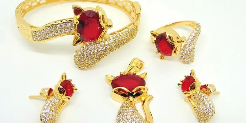 Sản phẩm làm từ kim loại mạ vàng, bạc